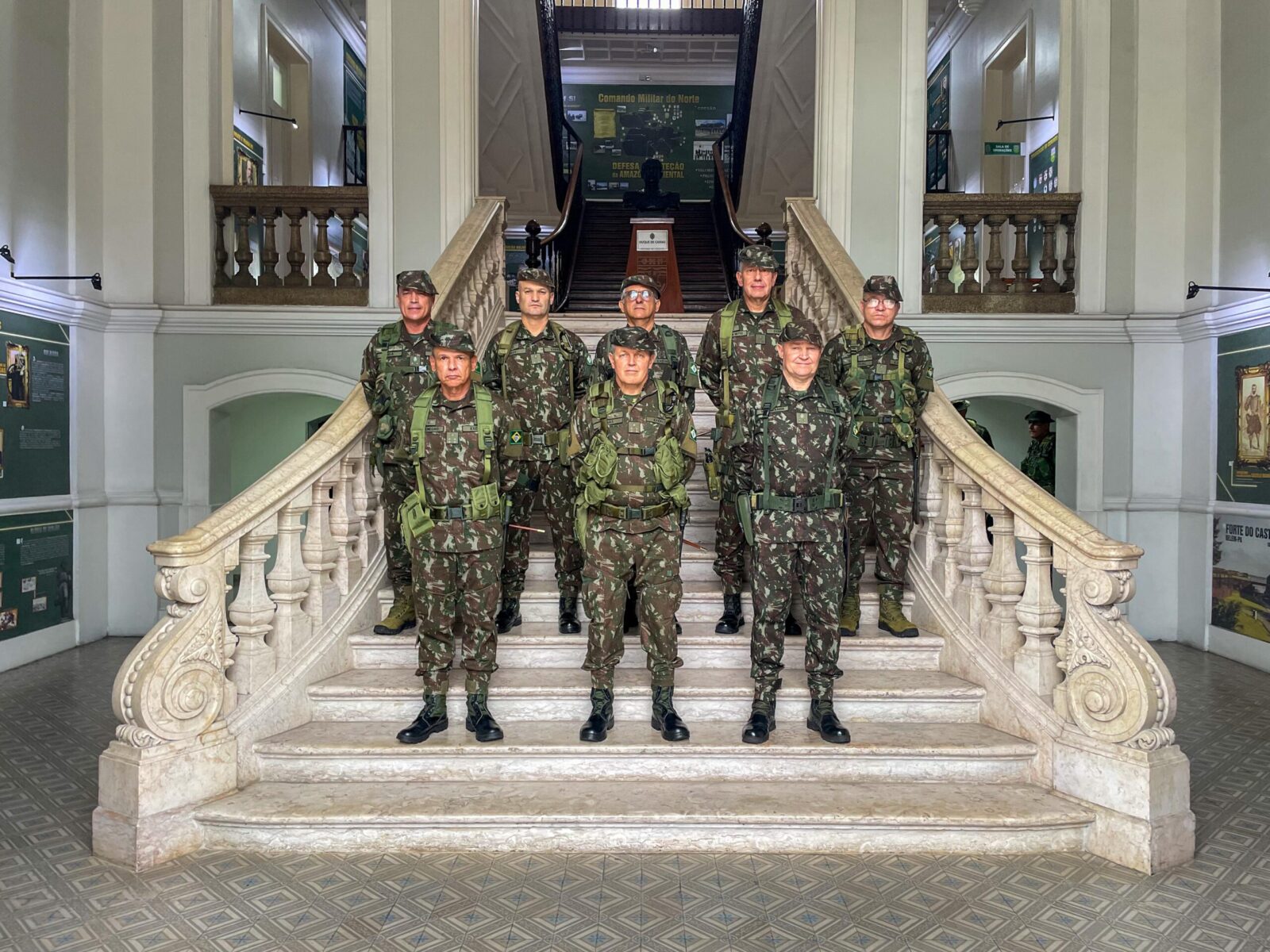 Comandante do Exército chega a Belém e faz inspeção para a COP 30 